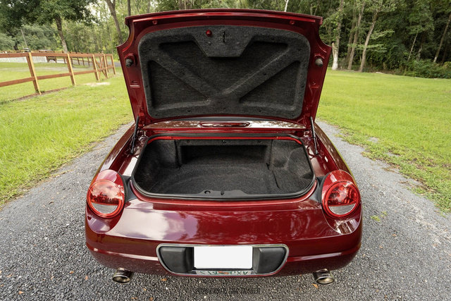 Used 2002 Ford Thunderbird RWD image 57