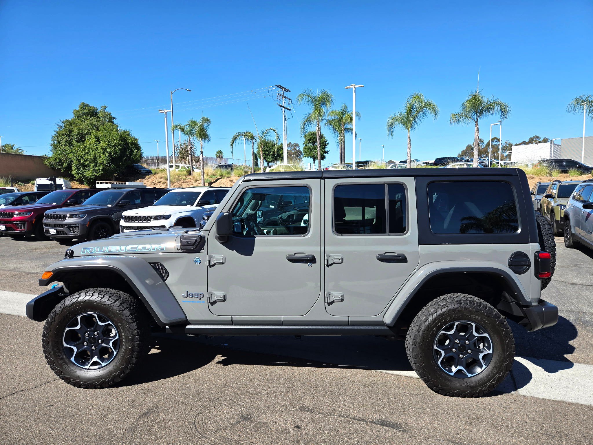 Certified 2023 Jeep Wrangler Unlimited Rubicon 4xe w/ Cold Weather Group AWD/4WD image 2