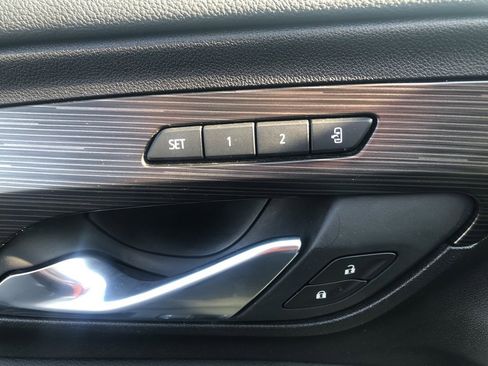 Used 2020 GMC Terrain SLT w/ Preferred Package image 20