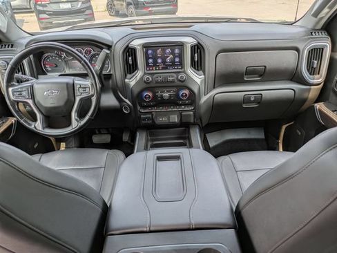 Used 2021 Chevrolet Silverado 1500 RST w/ Convenience Package II AWD/4WD image 17