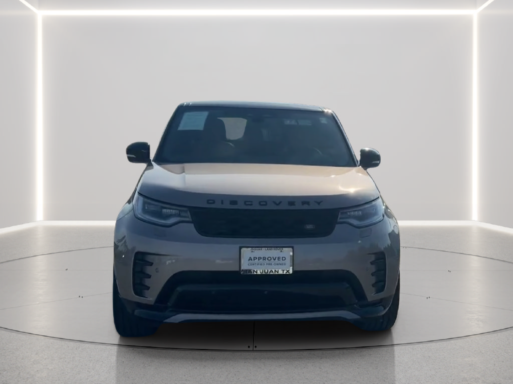 Used 2024 Land Rover Discovery Dynamic SE AWD/4WD image 2