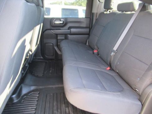 Used 2023 GMC Sierra 3500 Pro w/ Convenience Package image 26