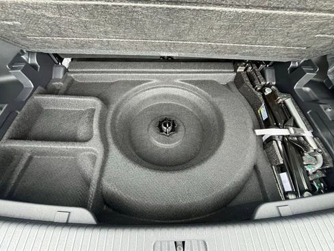 New 2026 Volkswagen Atlas Peak Edition AWD/4WD image 28