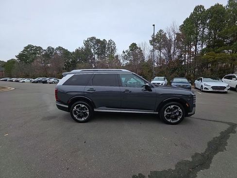 New 2026 Hyundai Palisade Limited FWD image 13