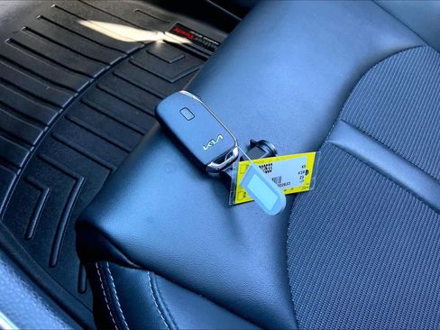 Used 2023 Kia K5 GT-Line image 13