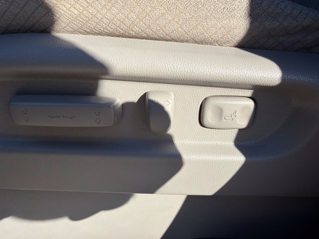 Used 2016 Honda Odyssey SE image 18