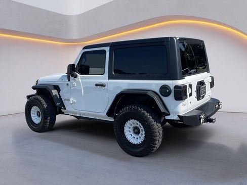 Used 2019 Jeep Wrangler Sport image 5