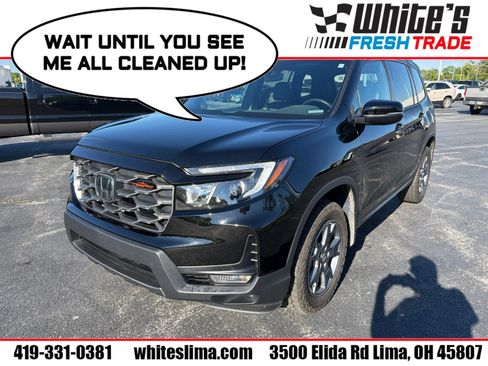 Used 2025 Honda Passport TrailSport image 1