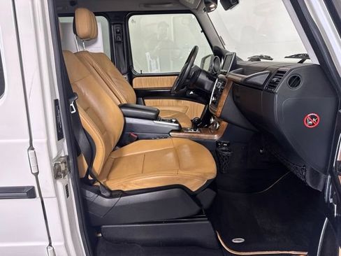 Used 2016 Mercedes-Benz G 550 image 4