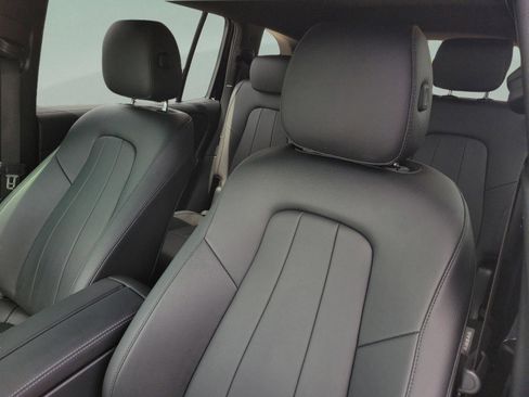 Certified 2024 Mercedes-Benz GLB 250 image 18