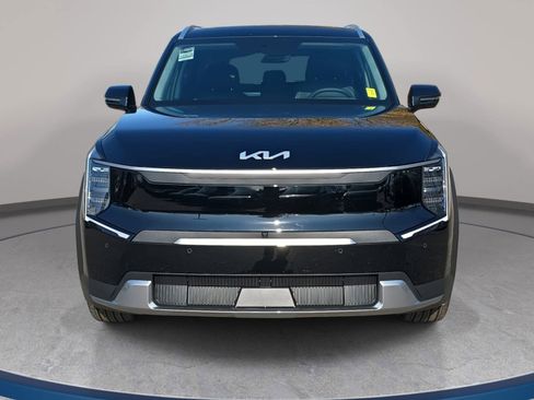New 2026 Kia EV9 Wind AWD/4WD image 2