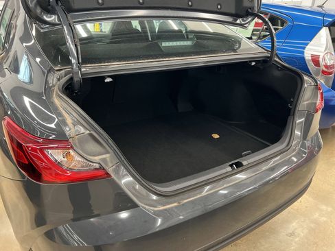 Used 2025 Toyota Camry LE image 21