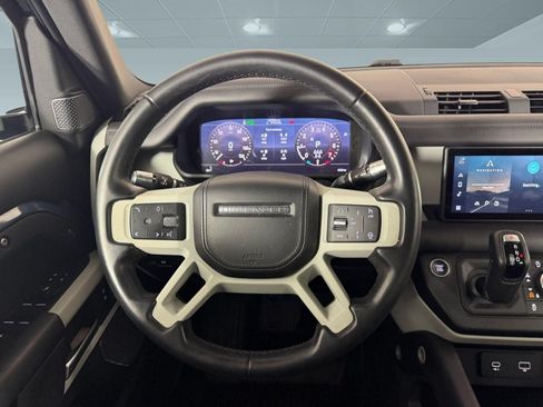 Used 2020 Land Rover Defender 110 S AWD/4WD image 28