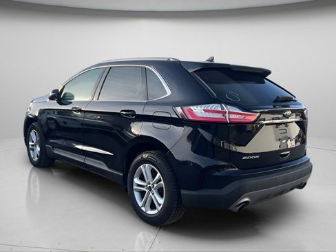 Used 2020 Ford Edge SEL image 11