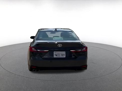 Used 2026 Toyota Camry SE FWD image 10