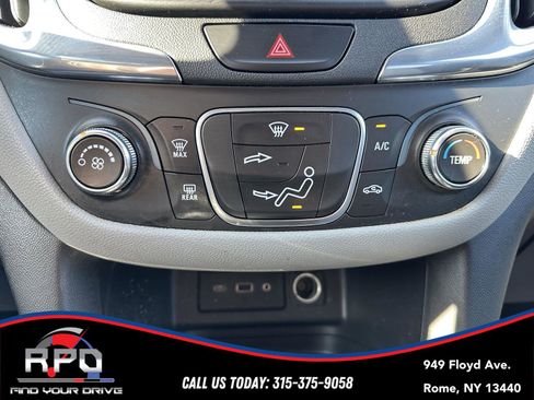 Used 2020 Chevrolet Equinox LS w/ LS Convenience Package image 26