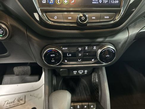 Certified 2021 Chevrolet TrailBlazer LT w/ Convenience Package FWD image 16