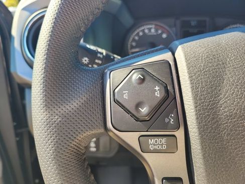 Used 2023 Toyota Tacoma TRD Off-Road AWD/4WD image 28