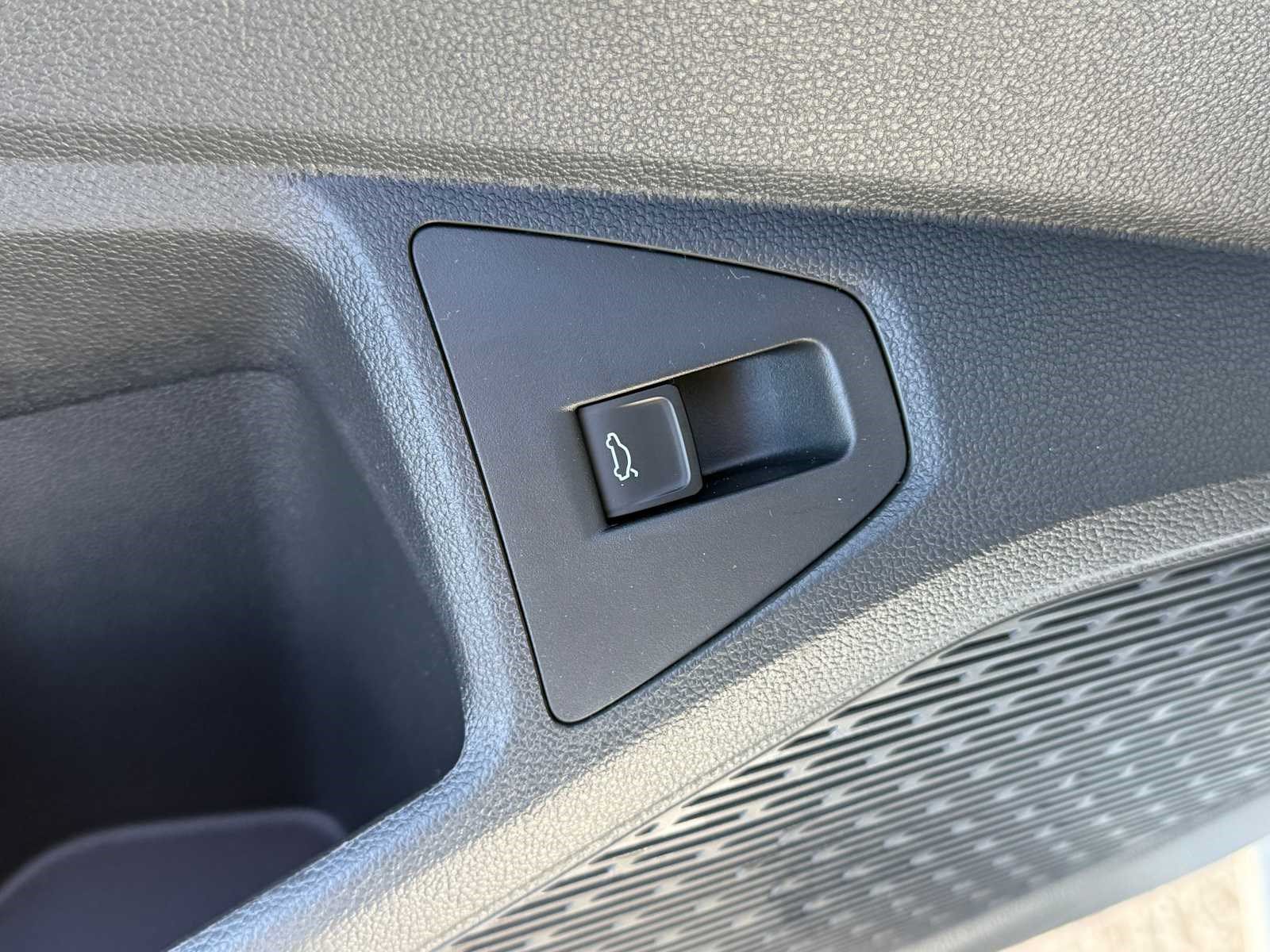 New 2027 Volkswagen Jetta Sport FWD image 8