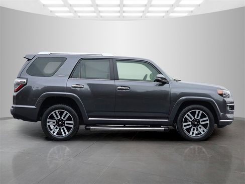 Used 2022 Toyota 4Runner Limited image 7