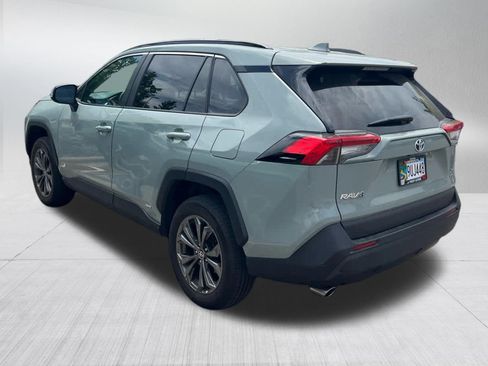 Certified 2022 Toyota RAV4 XLE Premium AWD/4WD image 7