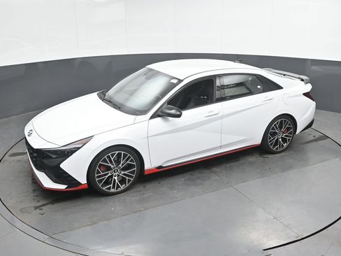 Used 2022 Hyundai Elantra N FWD image 37