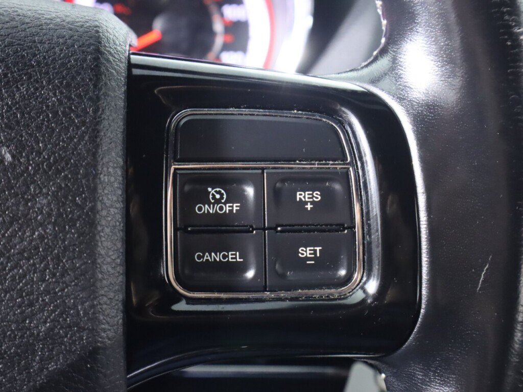 Used 2019 Dodge Grand Caravan SXT FWD image 13