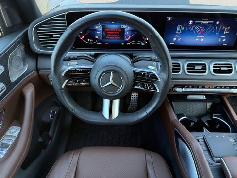 Certified 2024 Mercedes-Benz GLS 450 4MATIC image 14