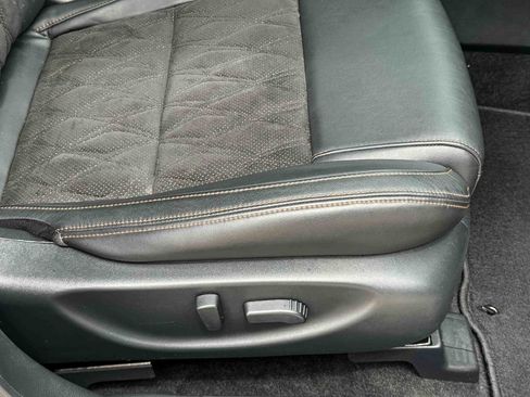 Used 2020 Nissan Maxima SR w/ Sport Mat Group FWD image 25