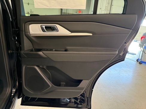 New 2026 Ford Explorer Active AWD/4WD image 30