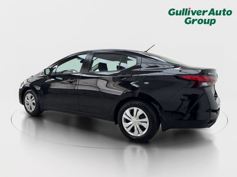 Used 2024 Nissan Versa S w/ Trunk Package FWD image 4