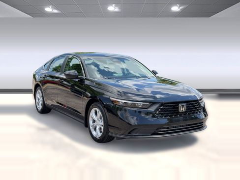 New 2026 Honda Accord LX image 7