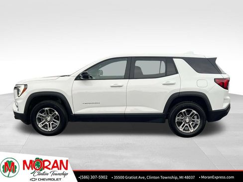 Certified 2026 GMC Terrain Elevation AWD/4WD image 3