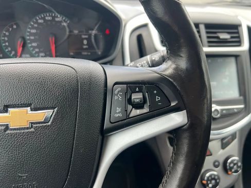 Used 2017 Chevrolet Sonic LT w/ Convenience Package FWD image 20