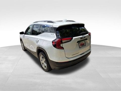 Used 2023 GMC Terrain SLE w/ Driver Convenience Package AWD/4WD image 7