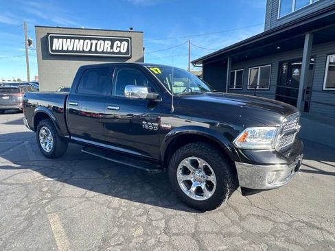 Used 2017 RAM 1500 Laramie image 5