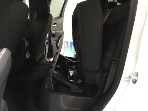 New 2024 Chevrolet Colorado LT w/ LT Convenience Package II image 40