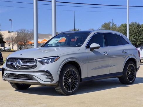 New 2026 Mercedes-Benz GLC 300 GLC 300 image 3