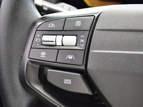 Used 2025 Kia K4 FWD image 20