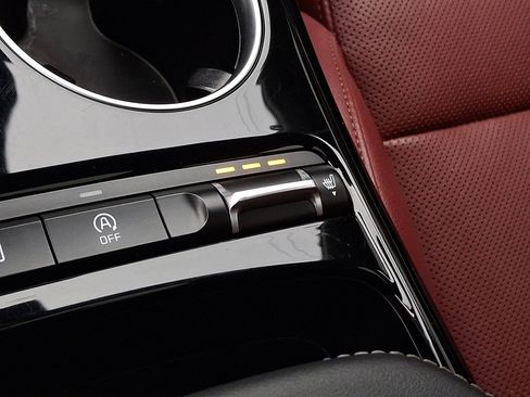 Used 2022 Kia Stinger GT-Line w/ Sun & Sound Package image 31