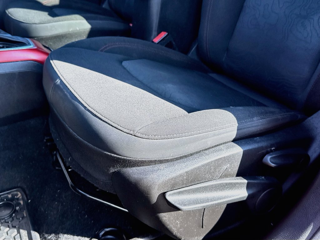 Used 2019 Jeep Renegade Trailhawk w/ Cold Weather Group II AWD/4WD image 19