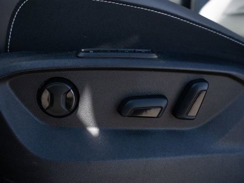 Used 2023 Volkswagen Atlas SEL Premium image 21