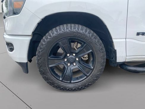 Used 2022 RAM 1500 Big Horn w/ Night Edition RWD image 28