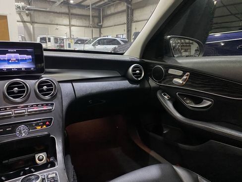 Used 2017 Mercedes-Benz C 300 Sedan image 3
