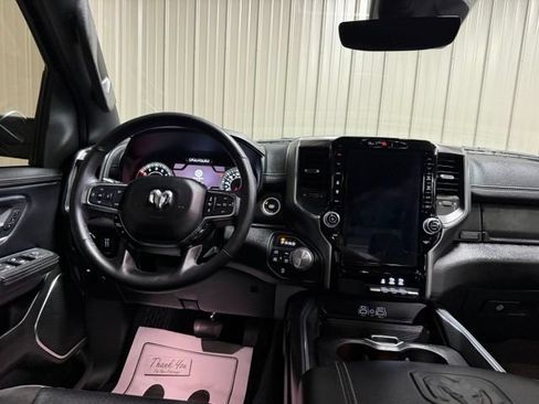 Used 2025 RAM 1500 Laramie AWD/4WD image 32