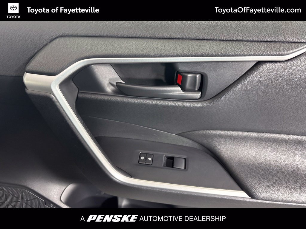 Certified 2025 Toyota RAV4 LE FWD image 9