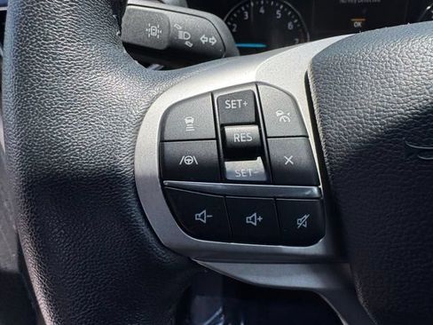 Used 2023 Ford Explorer Limited AWD/4WD image 18