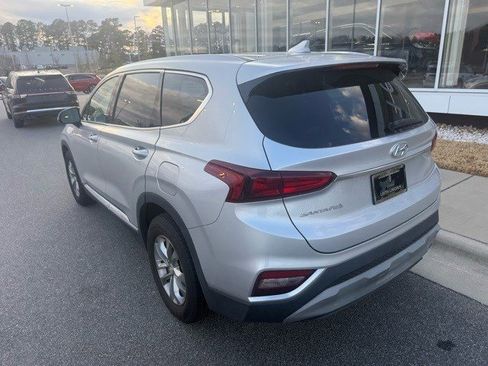 Used 2019 Hyundai Santa Fe SEL image 8