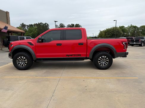 Used 2020 Ford F150 Raptor w/ Equipment Group 801A Mid image 8