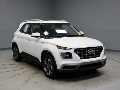 Certified 2025 Hyundai Venue SEL